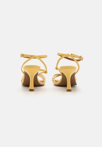 Billi Bi Sandalen - buttermilk