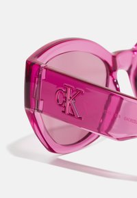 Calvin Klein Jeans Gafas de sol - transparent pink