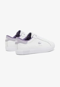 Lacoste POWERCOURT 224 - Zapatillas - wht/lt purp