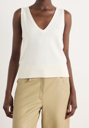 Top - white
