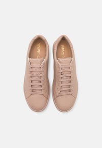 Geox D SPHERICA ECUB - Tenisky - beige