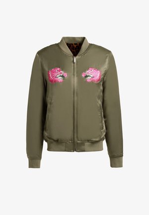 Olivgrüne Bomberjacke mit Frontreißverschluss, gerippten Bündchen und Saum, mit zwei pink bestickten Tigerköpfen auf der Brust.