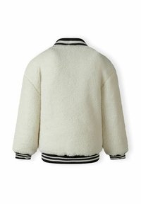 Giacca bomber in shearling, colore crema, colletto e polsini ribattuti in bianco e nero, vestibilità ampia, superficie testurizzata, vista posteriore mostrata.