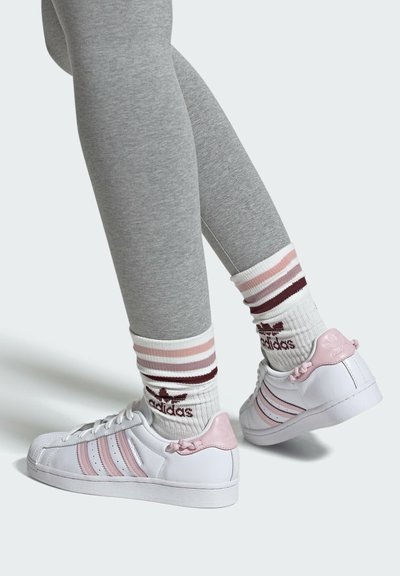 original superstar slip on blanc