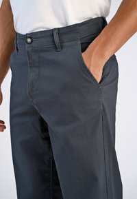 Lindbergh Chinos - dk blue