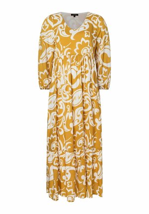Gelbes und weißes gemustertes langes Kleid mit V-Ausschnitt, dreiviertellangen Ärmeln und geraffter Taille, das ein gestuftes Saumdesign aufweist.