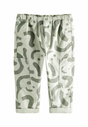 Pantaloni verde deschis cu un model abstract îndrăzneț în verde închis. Au un elastic la talie și două buzunare laterale. Manșete la tiv.