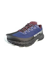 Buty do biegania w terenie w kolorach czarnym, niebieskim i bordowym, z wzorzystymi sznurowadłami, plamkowaną czarną podeszwą i logo "Merrell" po boku.