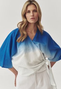 TATUUM SALWADORA - Blúzka - blue