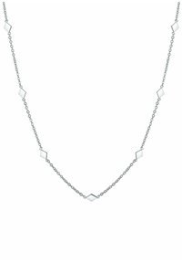 Collana d'argento con una delicata catena. Presenta accenti a forma di diamante piatti alternati. Superficie liscia con una finitura lucida.