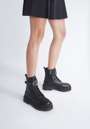 LIU JO COMBAT  - Botki na platformie