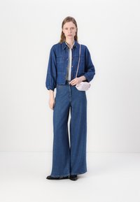 sessùn LEONE - Camicia - denim blue