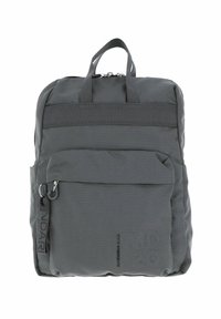 Unselected, iron gate