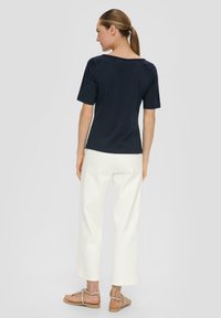s.Oliver BLACK LABEL - T-shirt z nadrukiem