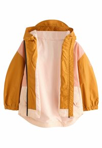 Lättviktsjacka med huva som har en gul-orange front, rosa detaljer och textilstruktur. Inkluderar hel dragkedja och elastiska ärmändar.