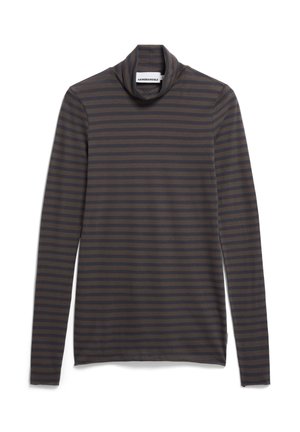 Donkerbruine, lange mouw turtleneck top met marineblauwe horizontale strepen, gemaakt van zachte, gestructureerde stof. Vouwen bij de halslijn voor extra detail.