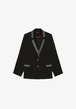 Blazer negro hecho de tela con detalles plateados en el cuello y los bolsillos; cuenta con dos botones frontales y un corte relajado.