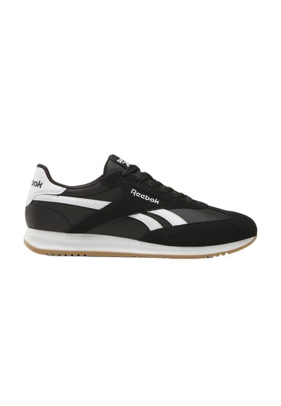 Reebok WORLD 70-4