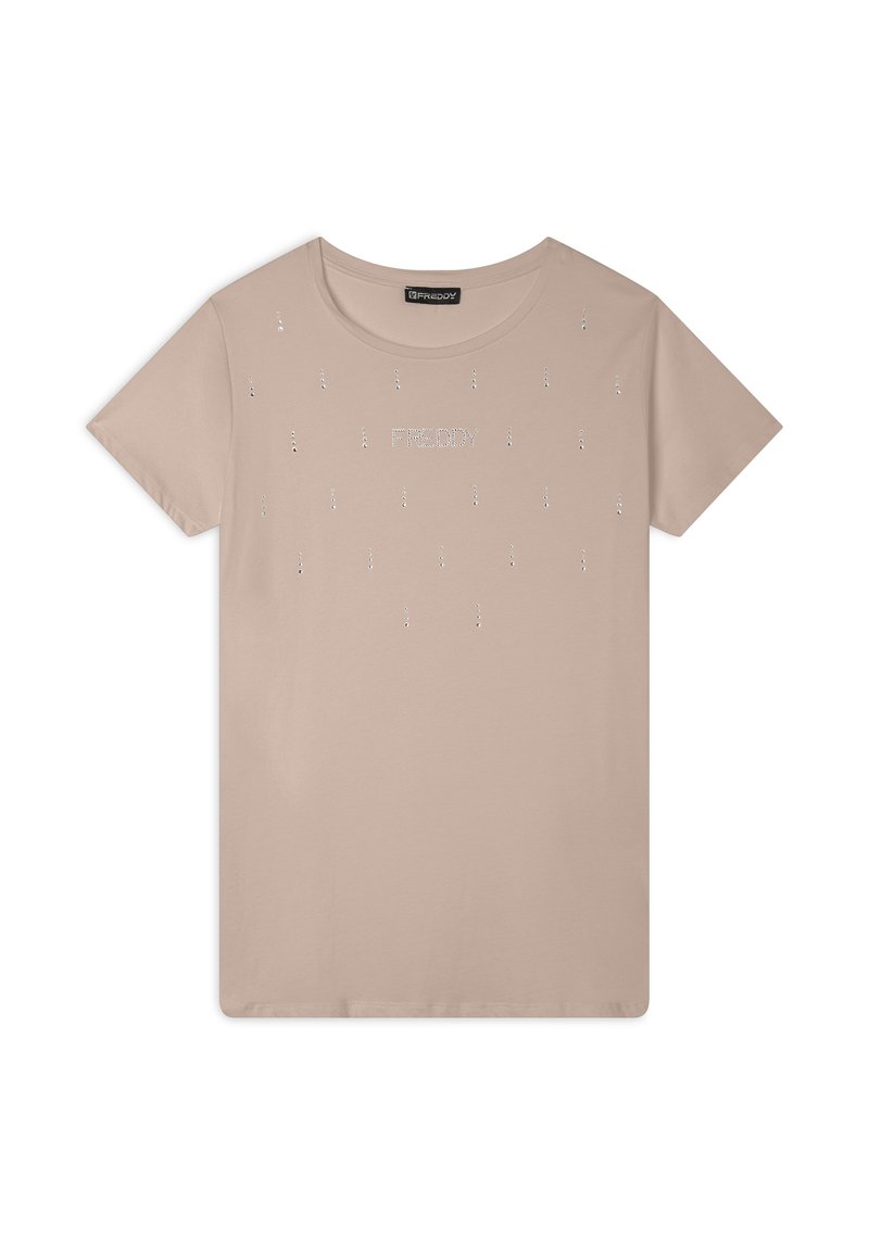 T-shirt in cotone beige chiaro con maniche corte, scollatura rotonda e decorativi strass argentati che formano la parola "FREDDY" al centro.