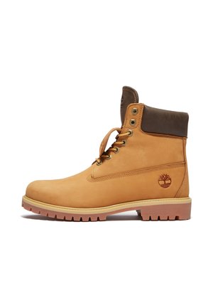 Timberland, PREMIUM 6 INCH DOUBLE TONGUE - Боти с връзки до глезена - wheat nubuck
