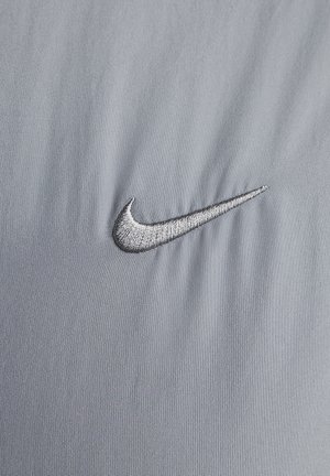 Nike Performance UNLIMITED - Outdoorjakke - smokegreysmokegrey