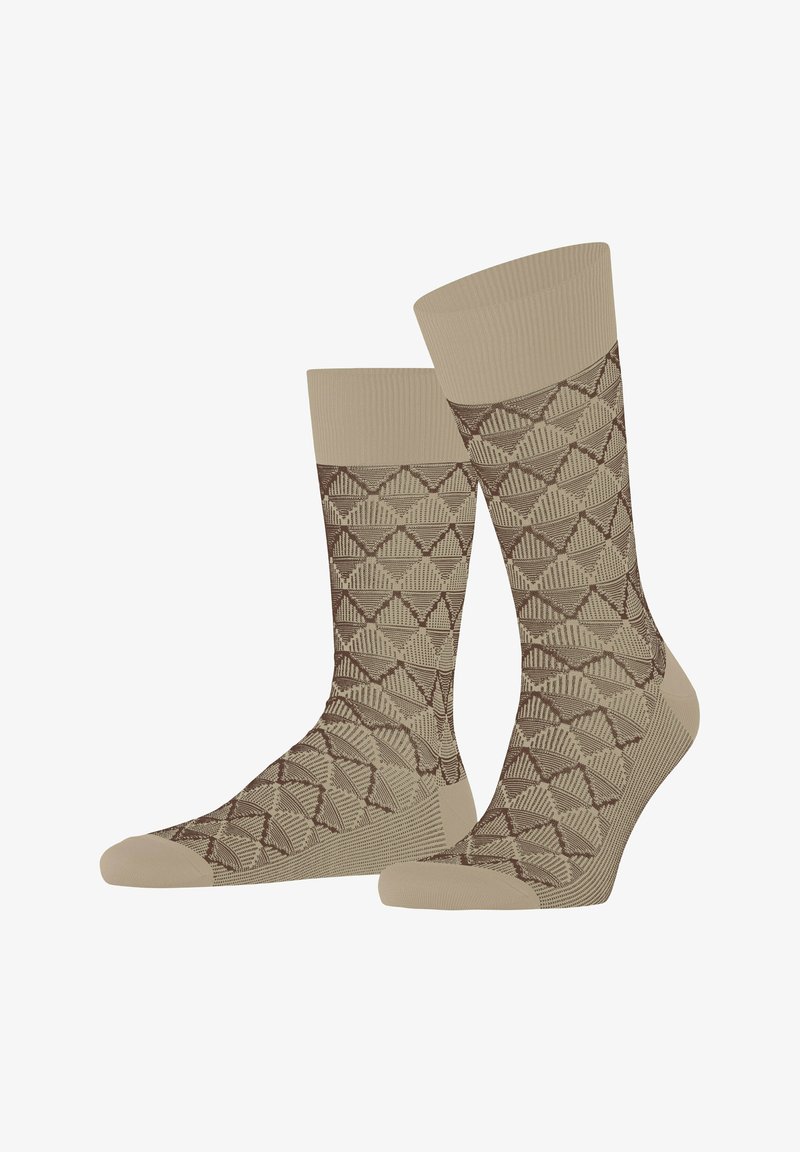 Beige Socken mit einem braunen geometrischen Muster, ausgestattet mit einem gerippten Oberteil und einer glatten Textur. Der Endpunkt hat ein verstärktes Design an Zehen und Ferse.