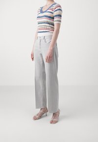 Pepe Jeans Triko s potiskem - blue