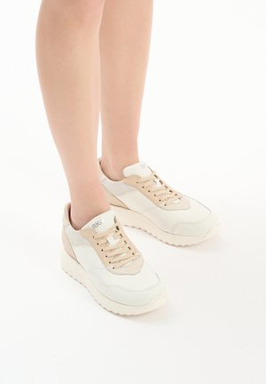 Sneakers laag - white