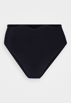 Svart høy midje bikini-bunn med bølgete toppkant, laget av stretchy stoff, med en jevn tekstur og ingen synlig maskinvare.