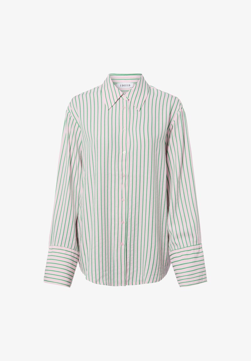 Overhemd met lange mouwen met groene verticale strepen op witte stof en brede manchetten, kraag omlaag gevouwen.