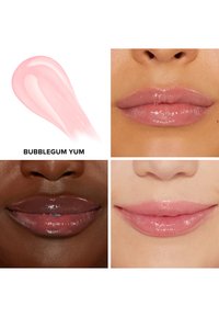Glanzende lipproducten in drie tinten: een lichte roze swatch, een diepe bruine tint en twee zachtroze glanzende lippen tegen een neutrale achtergrond.