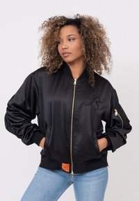 Niet geselecteerd, black