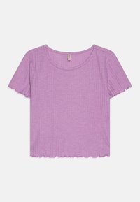 Unselected, african violet