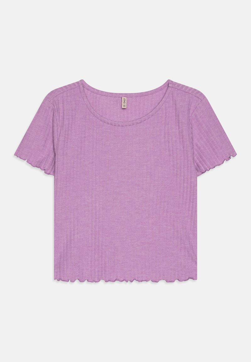 Violet spalvos trumpas marškinėlis, pagamintas iš minkštos medžiagos su briaunuotu tekstūru. Turi apvalų iškirpimą ir banguotas trumpas rankoves.