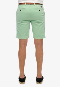 Superdry & Co OFFICER - Shorts - washed green