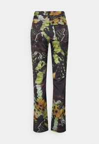 Strakke broek van donkere stof met een levendig vlinder- en loofprint. Heeft een middelhoge taille en een rechte pijpontwerp.