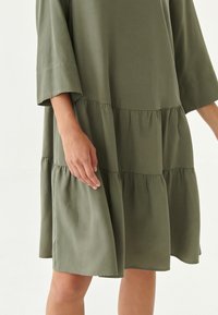 TATUUM PAZA - Day dress - khaki