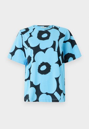 Blue cotton t-shirt featuring a bold black floral pattern. Short sleeves and round neckline with a relaxed fit. Durable fabric.