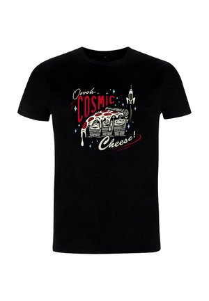 Zwart t-shirt met cartoonachtige pizza slice karakters, een raket en de tekst "Ooooh Cosmic Cheese!" in rood- en crèmekleuren.