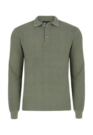 Długi rękaw, oliwkowo-zielony sweter polo z teksturowanym wzorem, trzy guziki przy kołnierzu oraz ściśnięte mankiety i dół.