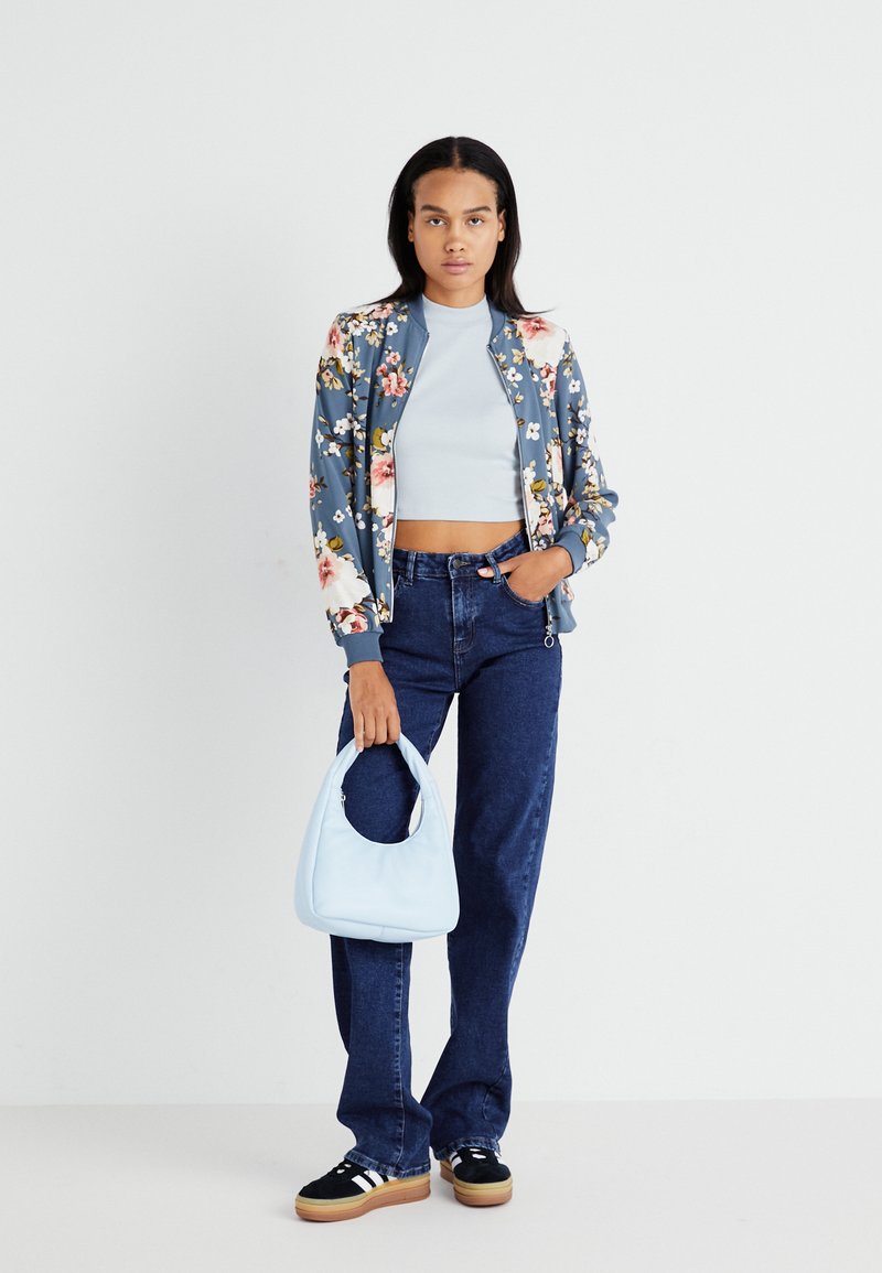 Vero Moda VMCOCO L/S BOMBER NOOS - Bomberjacks - brunnera blue/blauwgrijs
