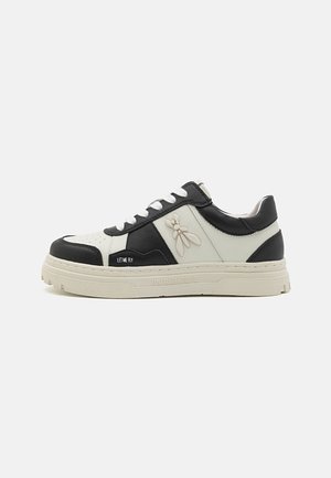 Patrizia Pepe SHOES - Trainers - black/white