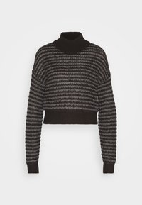 Maglione cropped a righe nere e grigie con colletto alto, caratterizzato da trame a maglia testurizzata e polsini e orlo a coste.