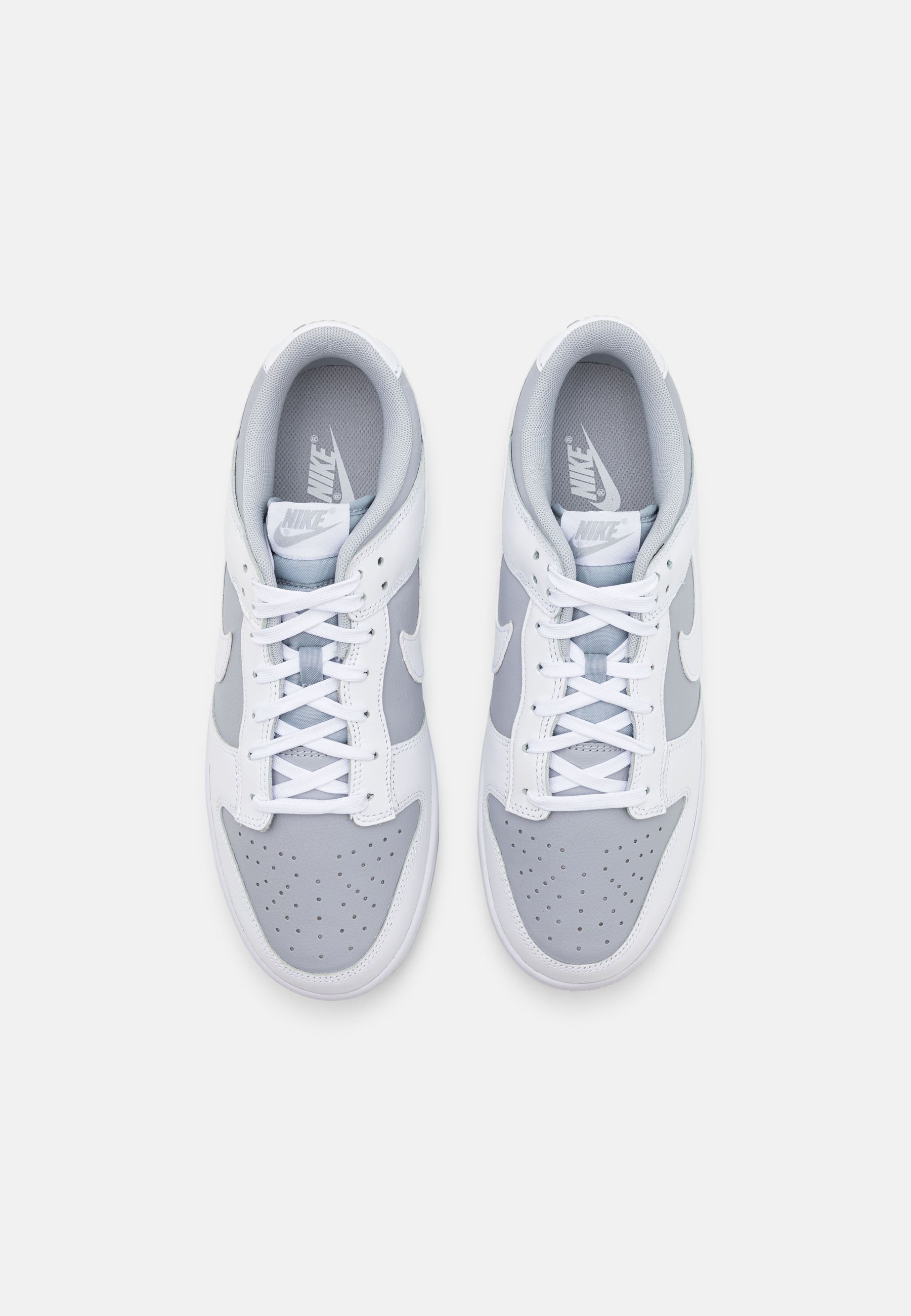 Nike Sportswear DUNK LOW RETRO - Sneakers - wolf grey/white/grå - Zalando.se