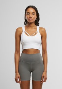 Unselected, white