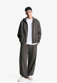 Bershka HOODIE - Sweater met rits - dark grey
