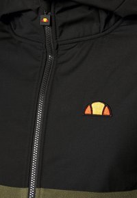 Ellesse Forro polar - olive