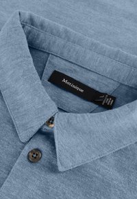 Unselected, blauw