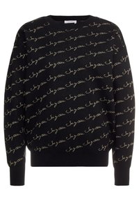 Czarny sweter z długim rękawem z złotym ukośnym wzorem z napisem "See by Chloe" powtarzającym się na całej tkaninie.