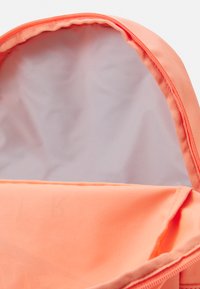 Nike Sportswear ELEMENTAL - Mochila - crimson bliss/aura